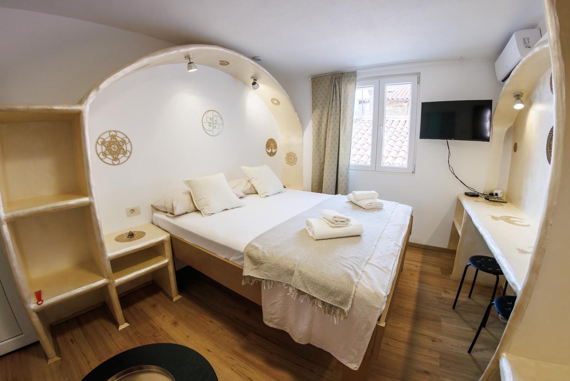 Plutus Apartments And Rooms With Free Parking Koper Exterior foto