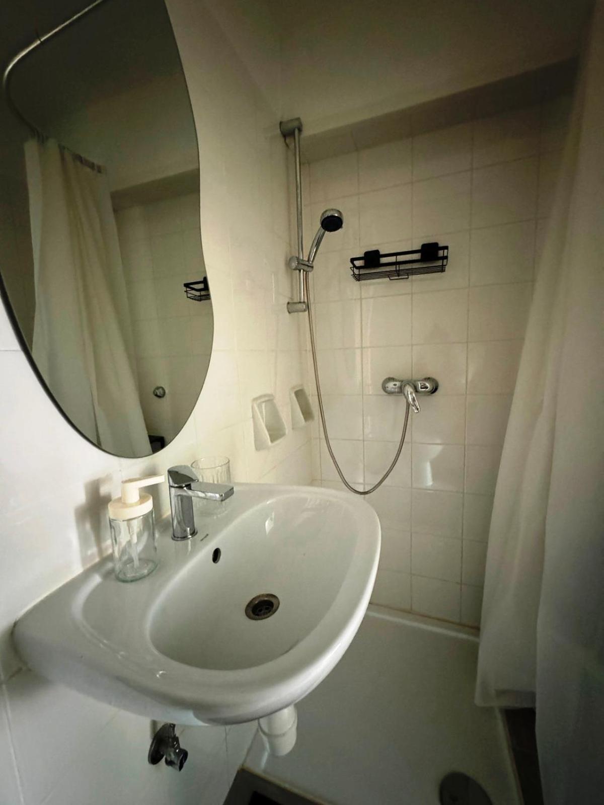 Plutus Apartments And Rooms With Free Parking Koper Exterior foto