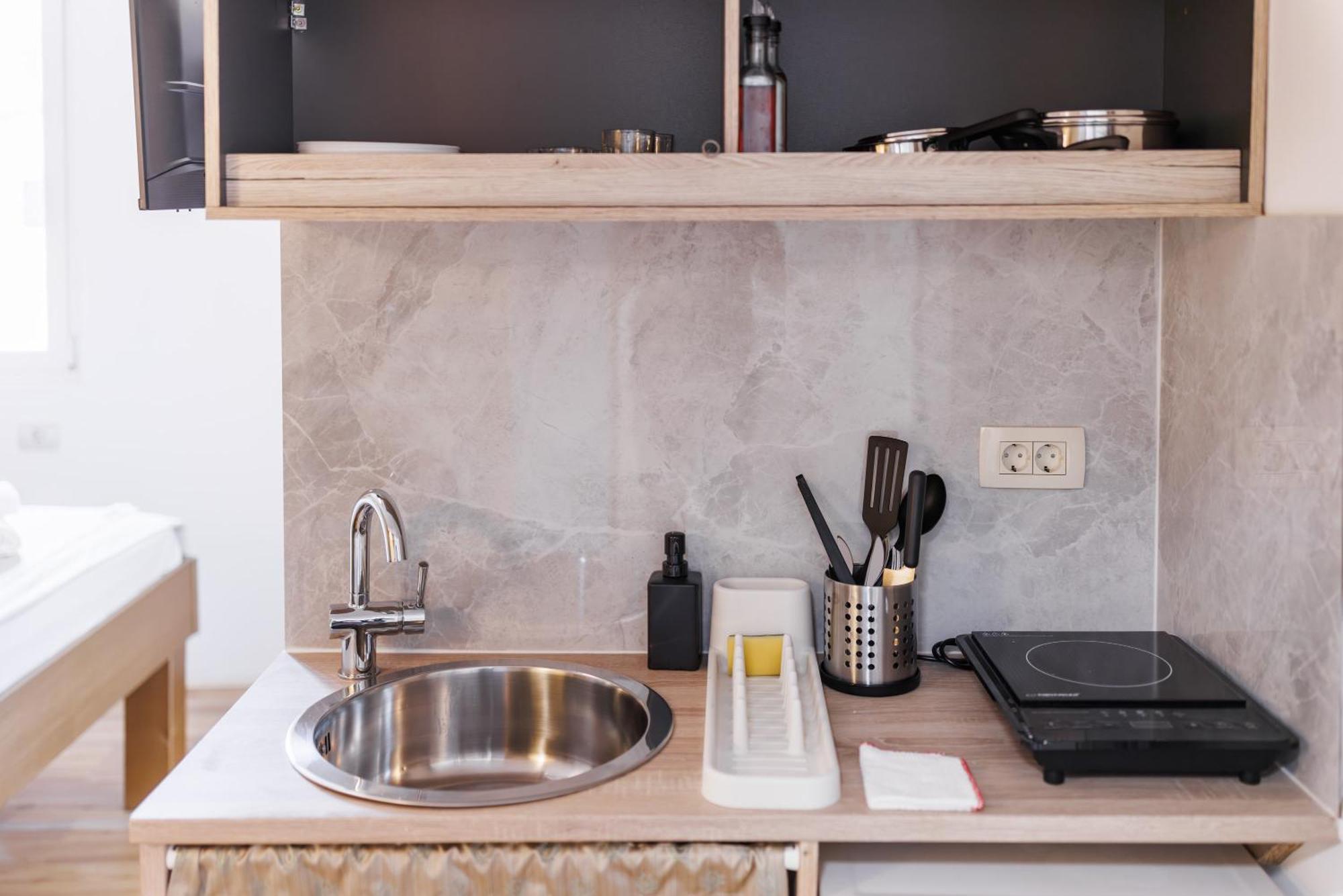 Plutus Apartments And Rooms With Free Parking Koper Exterior foto